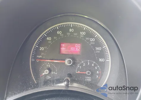 2010 Volkswagen New Beetle 2.5L from USA, damaged, VIN 3VWRW3AG0AM023034